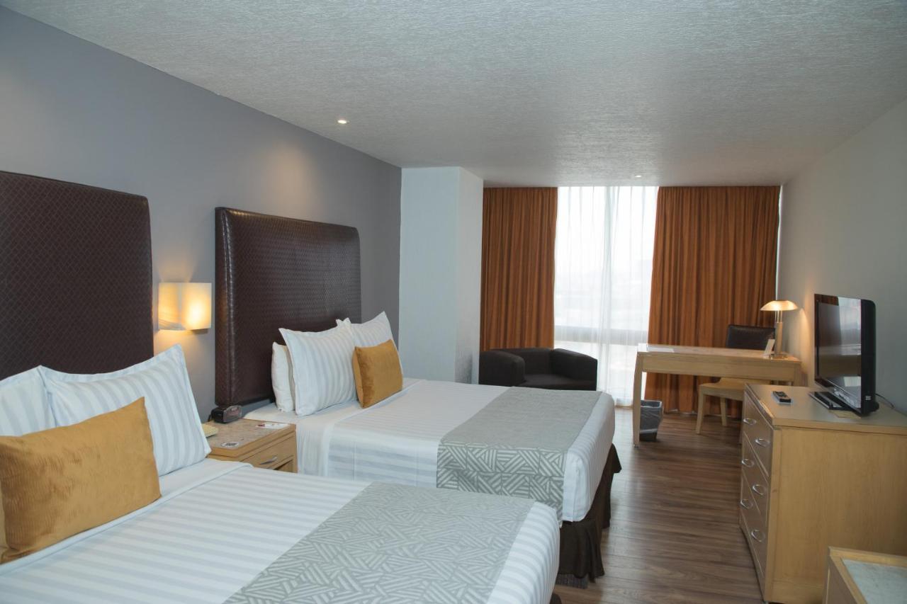 Standard Double Room with Two Double Beds,1105244133:JPEG